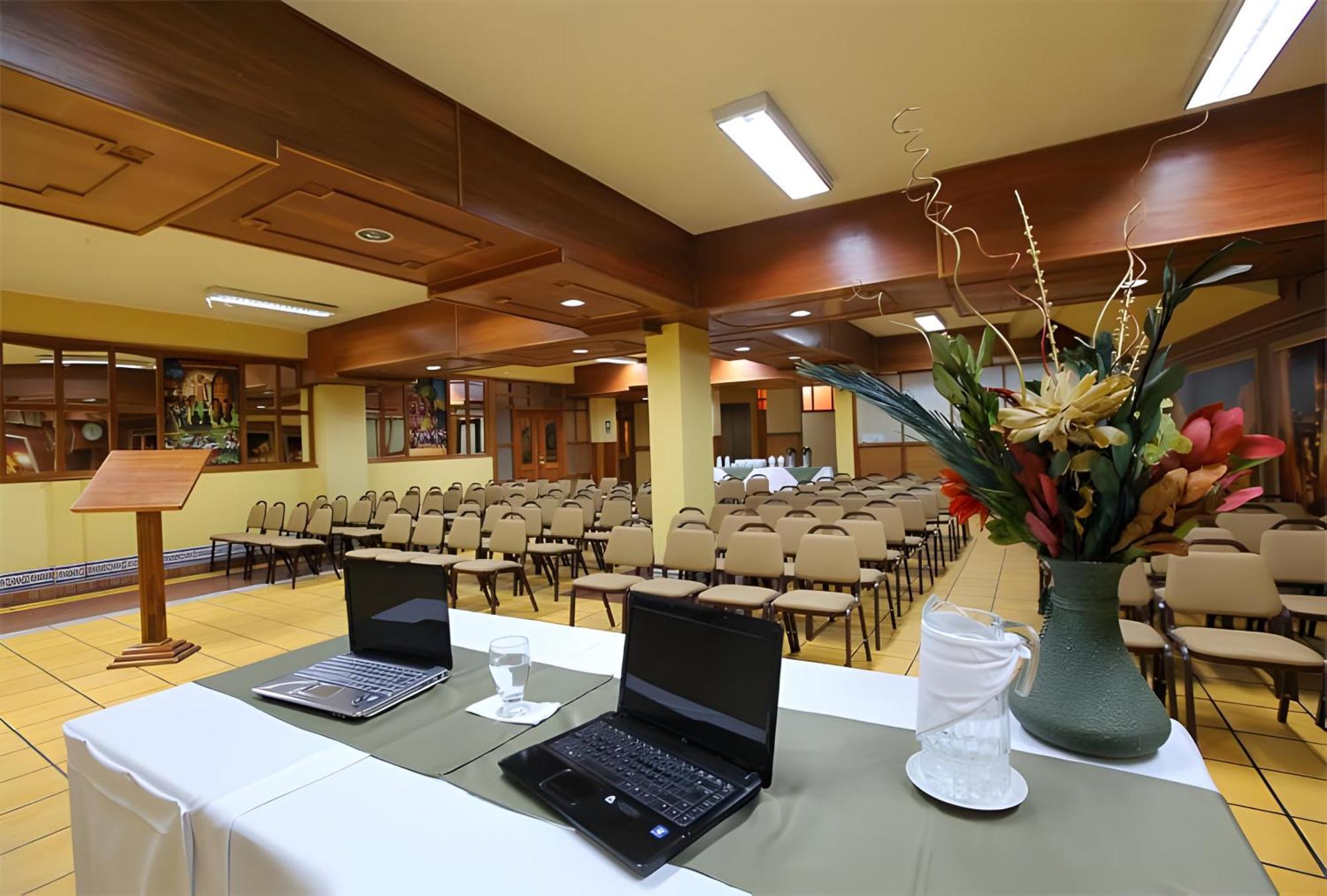 Hotel El Puma Куско Екстер'єр фото